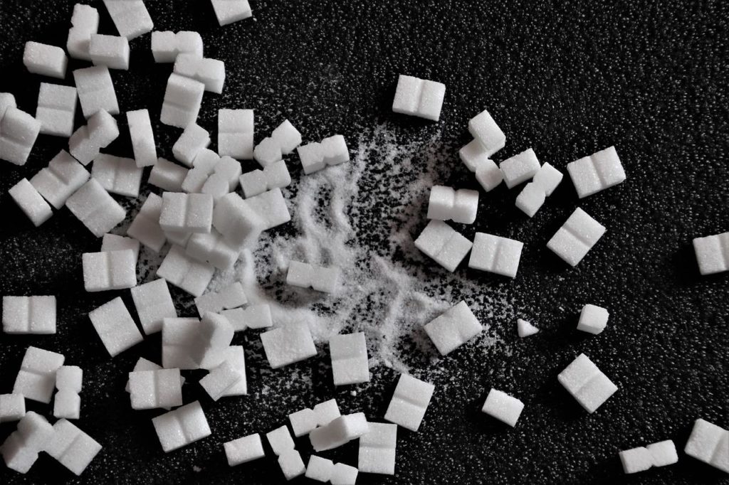Врач Губкина запустила объяснение, в каких продуктах сахара больше, чем кажется