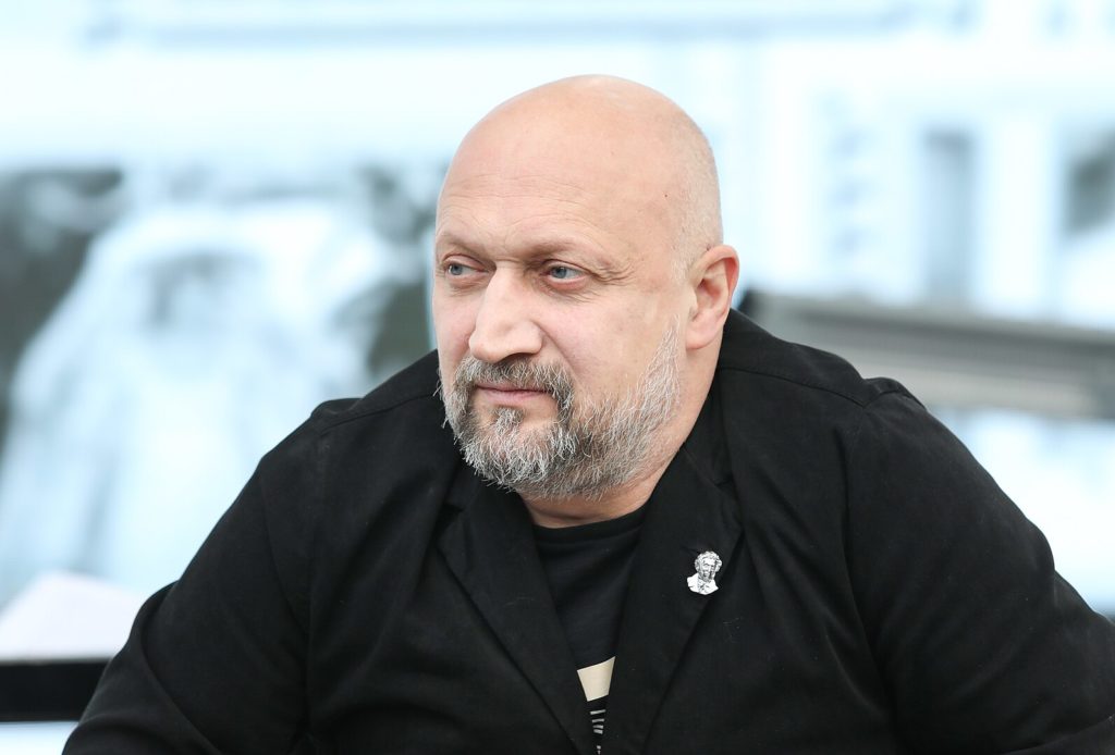 Гоша Куценко стал актером из-за влюбленности в Елену Сотникову