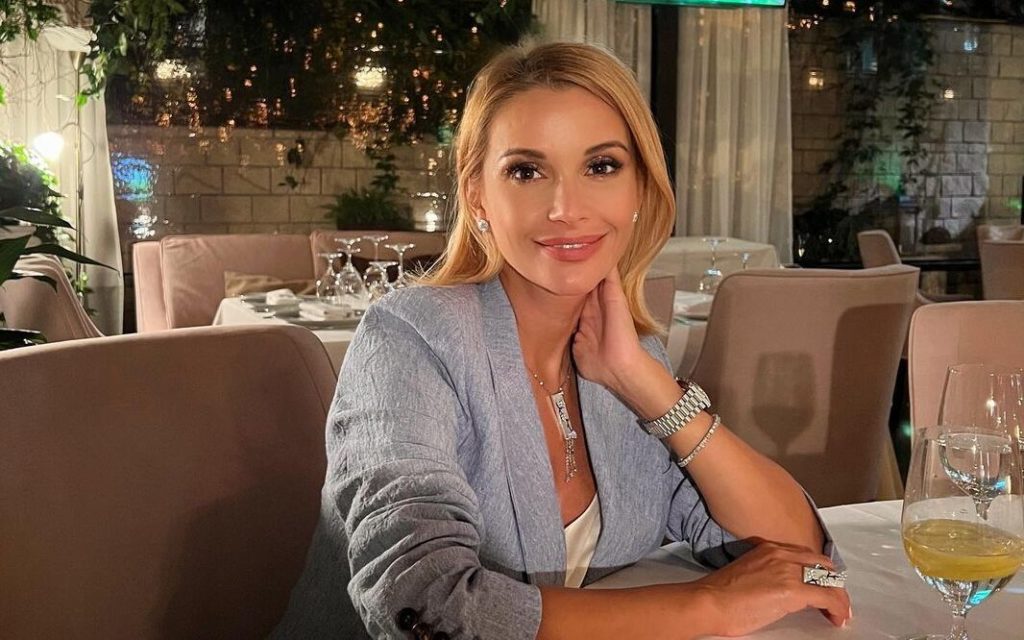 Ольга Орлова заявила, что переживает за развитие годовалой дочери