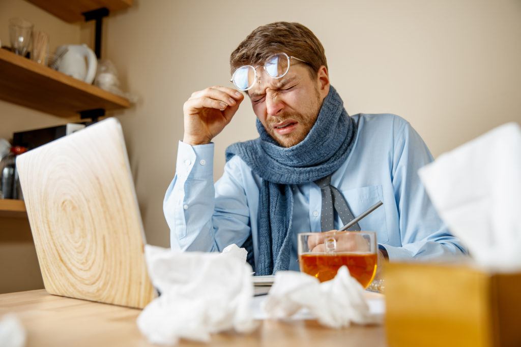 Иммунолог Крючков назвал птичий грипп «кандидатом на новую пандемию»