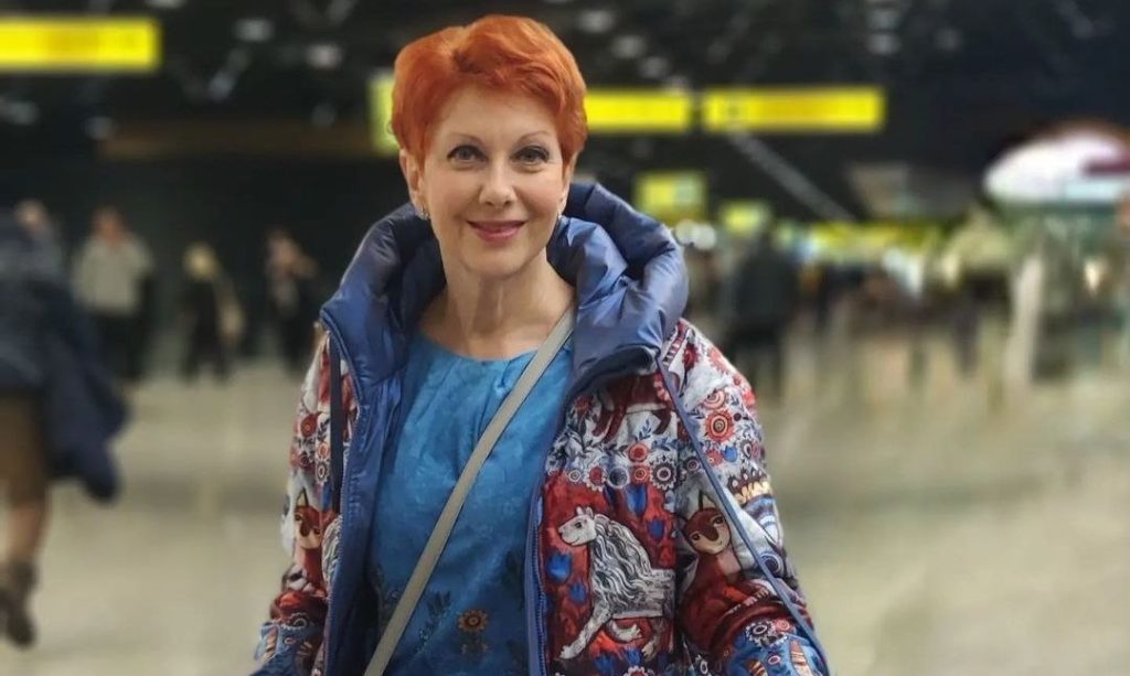 Актриса Оксана Сташенко сделала пластическую операцию на шее