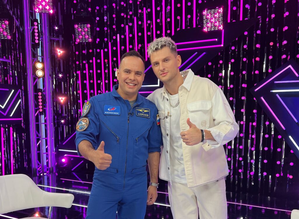 В честь Дня космонавтики гостем телеканала RU.TV стал космонавт-испытатель Сергей Корсаков