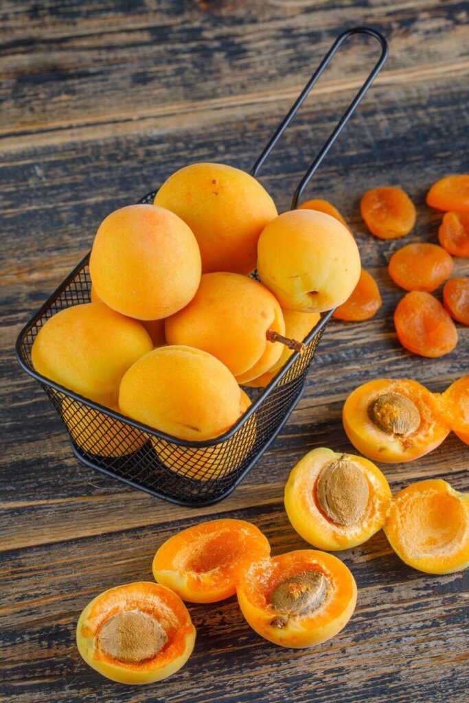 Употребление абрикосов поможет укрепить сердце